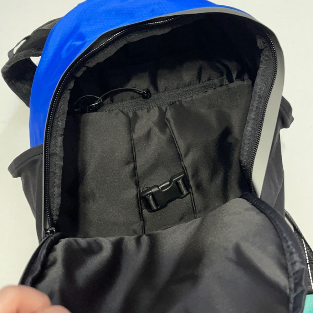 Lululemon Backpack - Picture 3 of 8